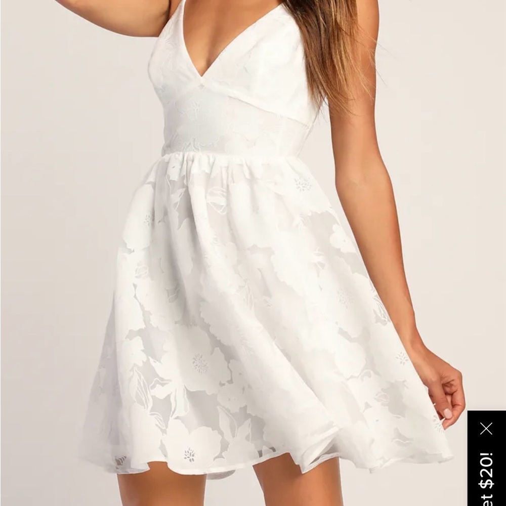 Lulu's White Floral V-Neck Mini Dress
